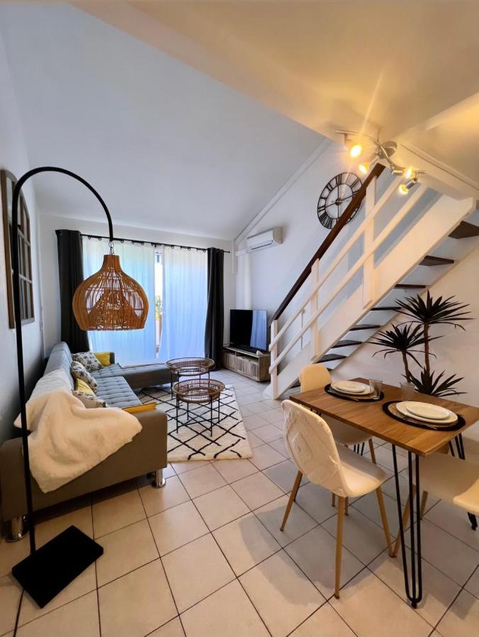 Le Pitay'Appartement Saint-Gilles Les Bains Zewnętrze zdjęcie